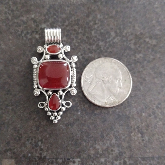 Red Agate Silver Tibetan Silver Pendant - Picture 4 of 5
